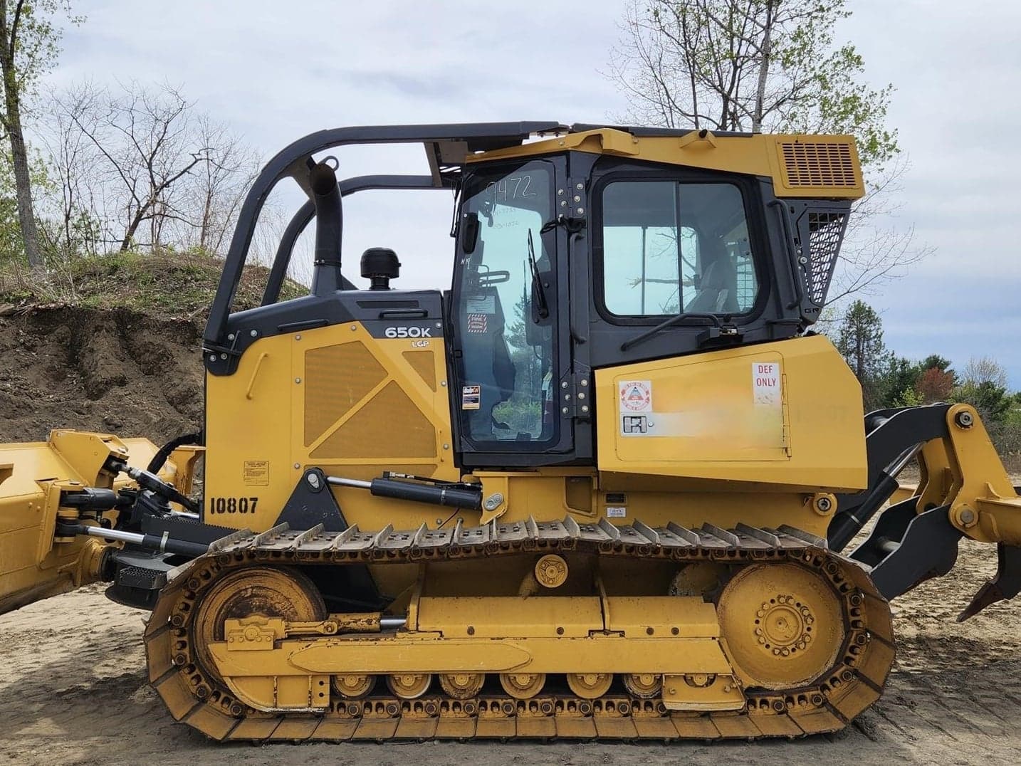 2023 DEERE 650K LGP
